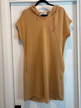 Magaschoni Modal Blend Hooded Shift Dress with Pockets Size M Pale Gold Mustard
